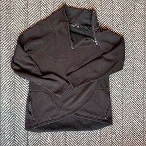 Athleta Women’s Karma Asym Pullover